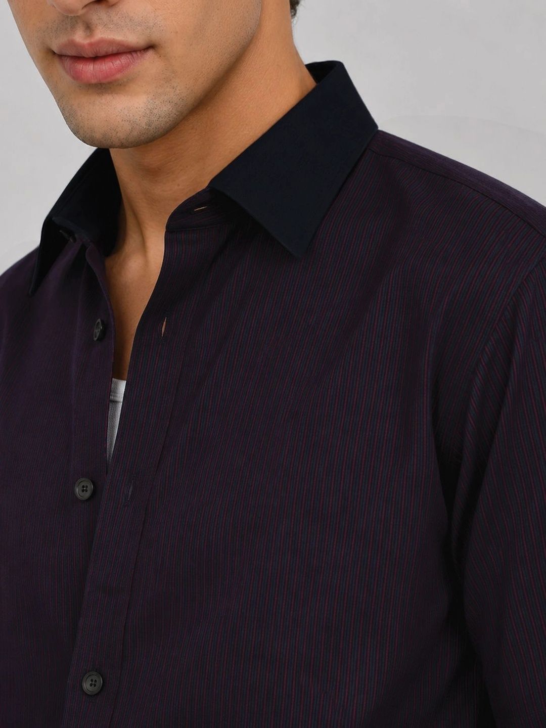 ADRO Men Relaxed Striped Casual Shirt