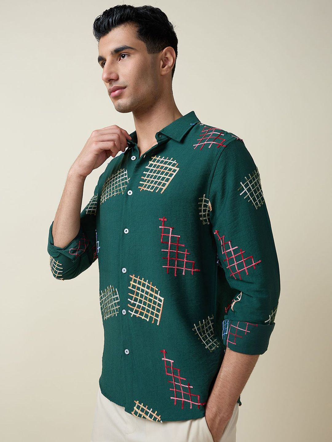 Thomas Scott Men Embroidered Regular Fit Casual Shirt