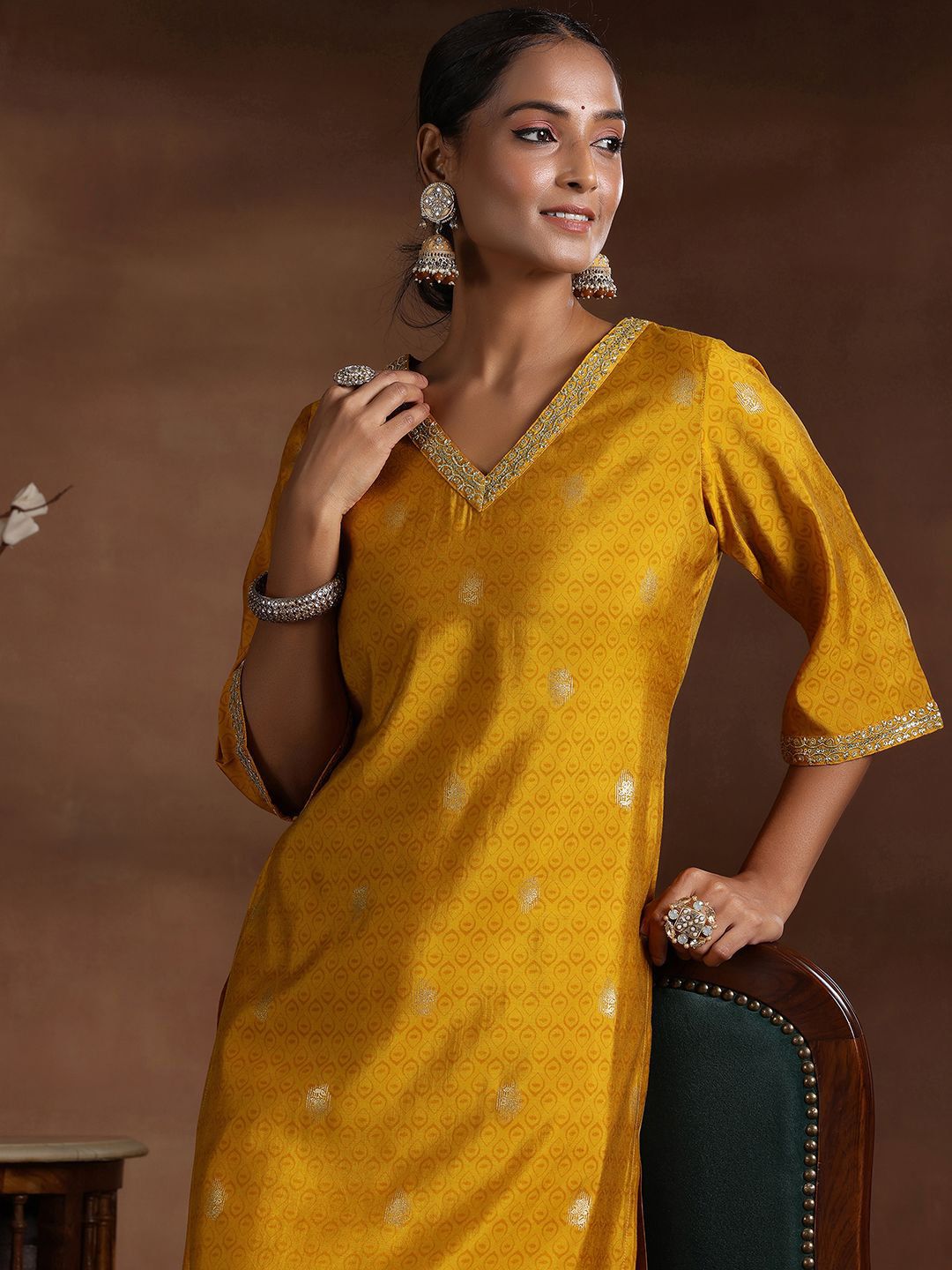 Libas Ethnic Motifs Printed Zari Silk Straight Kurta
