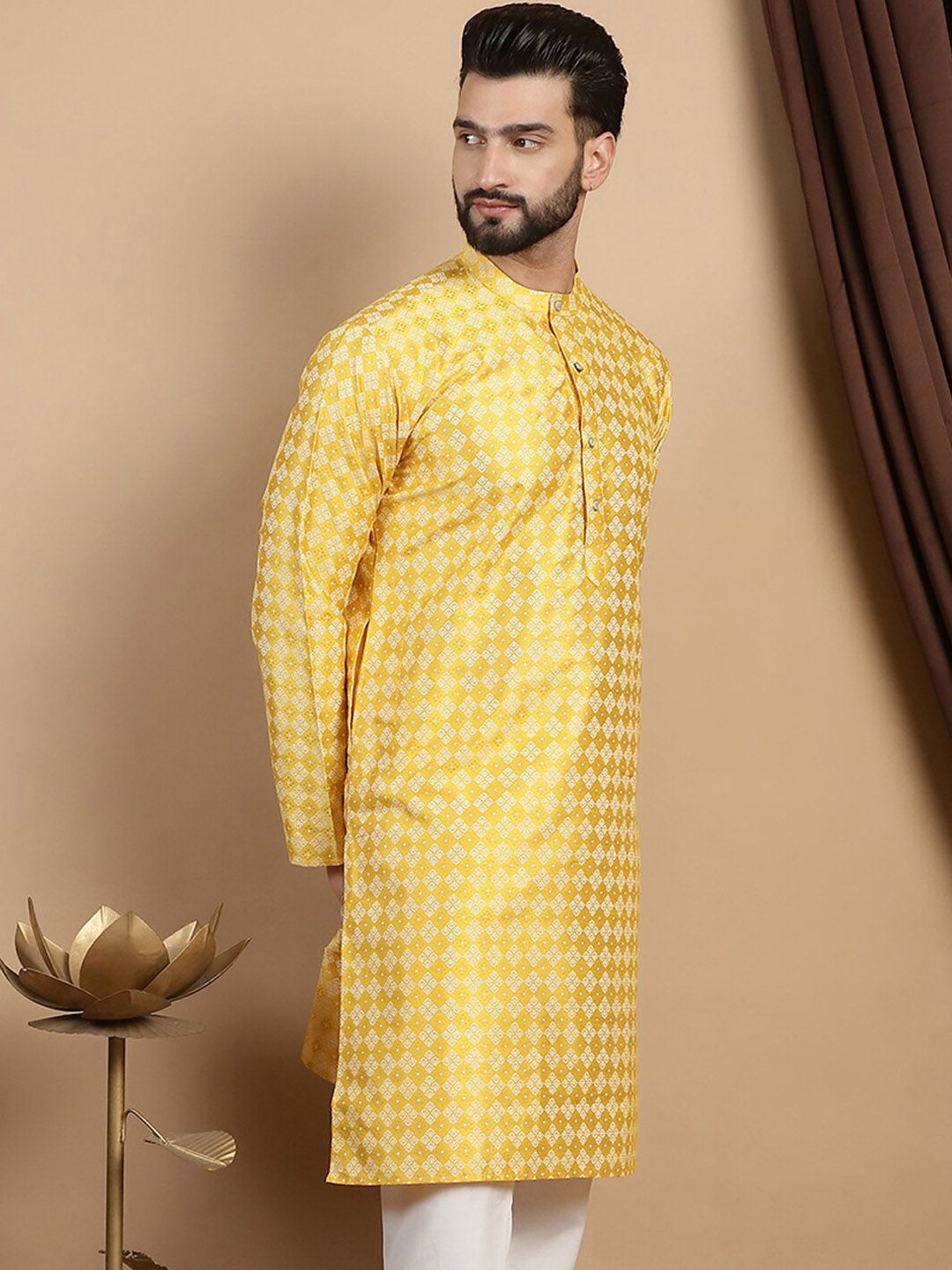 Kurta Kolar Mandarin Motif Etnik Kuning Anouk