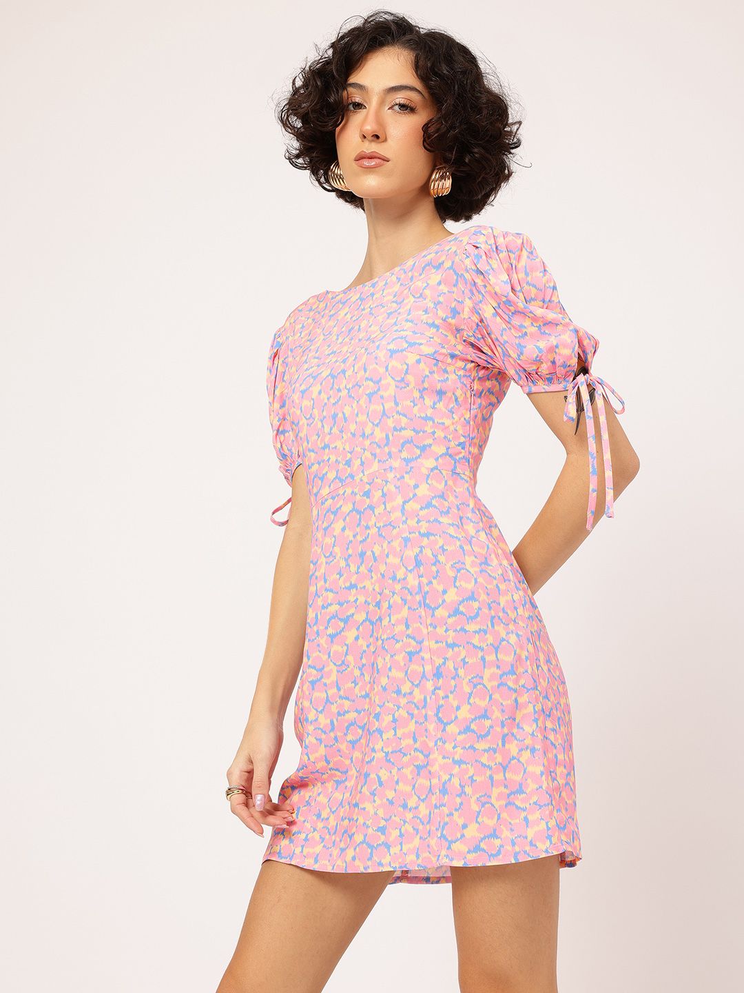 DressBerry Abstract Art Puff Sleeves A-Line Mini Dress
