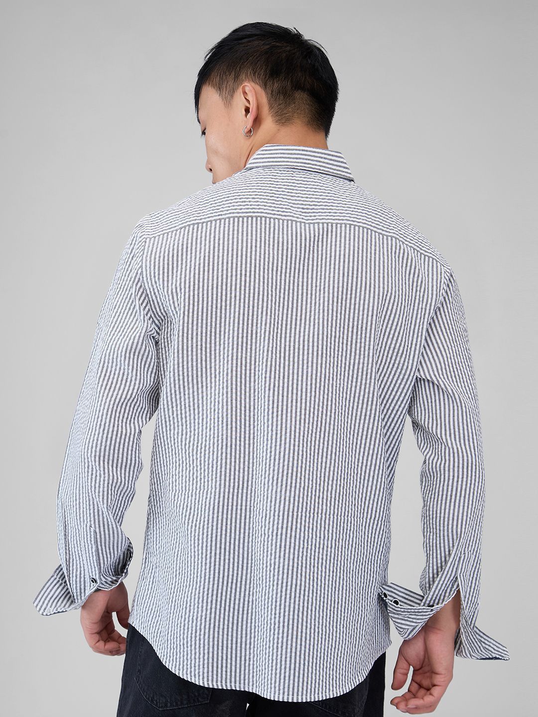 VASTRADO Men Classic Slim Fit Pinstripes Opaque Striped Casual Shirt