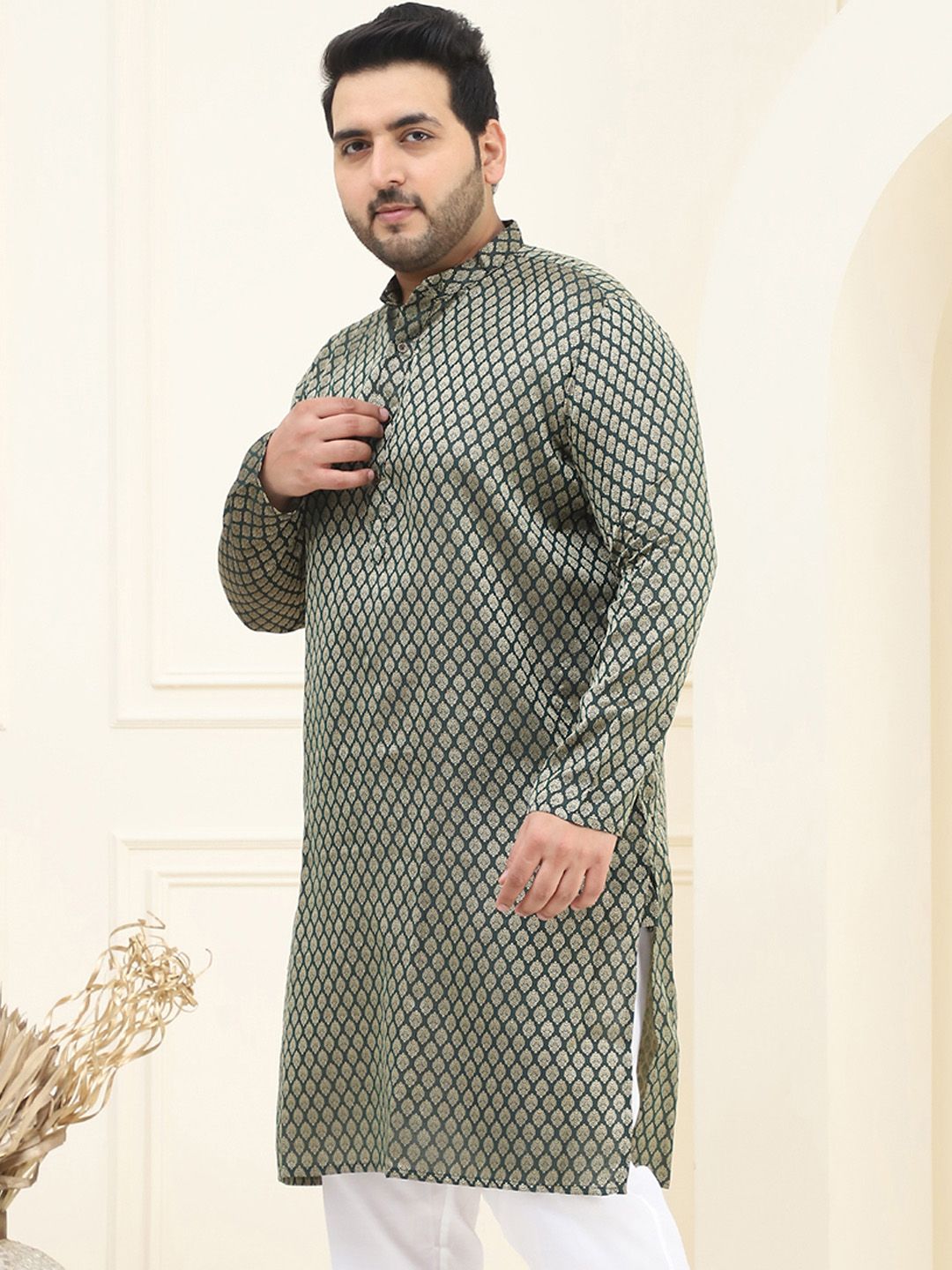 SOJANYA PLUS Size Ethnic Motifs Woven Design Band Collar Straight Kurta