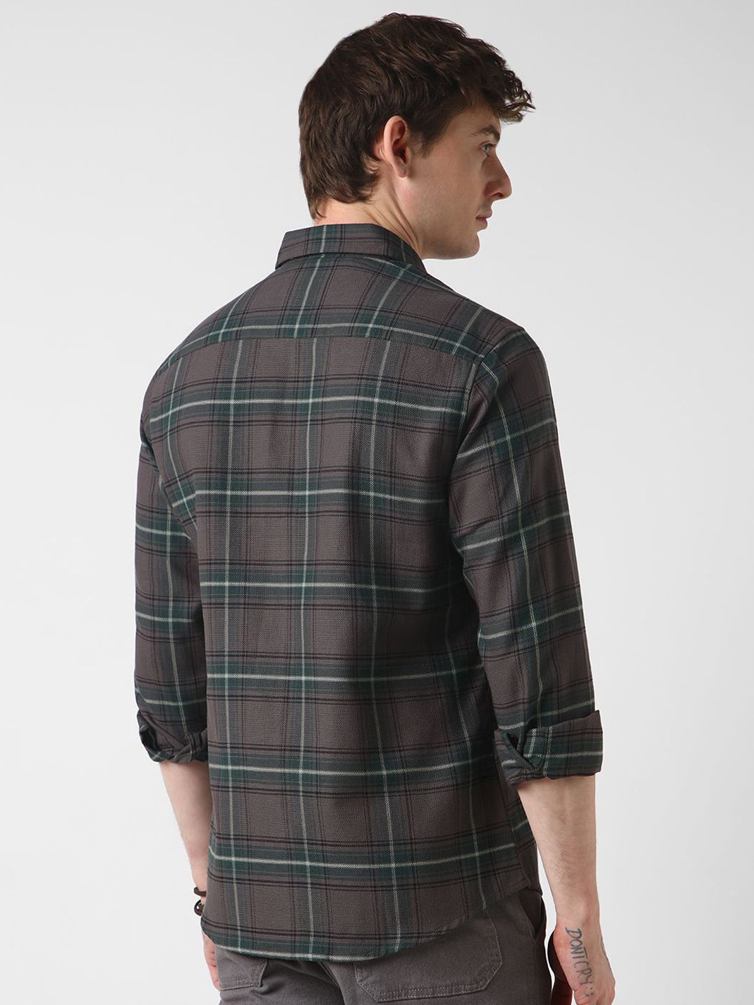 VASTRADO Men Classic Slim Fit Tartan Checks Casual Shirt