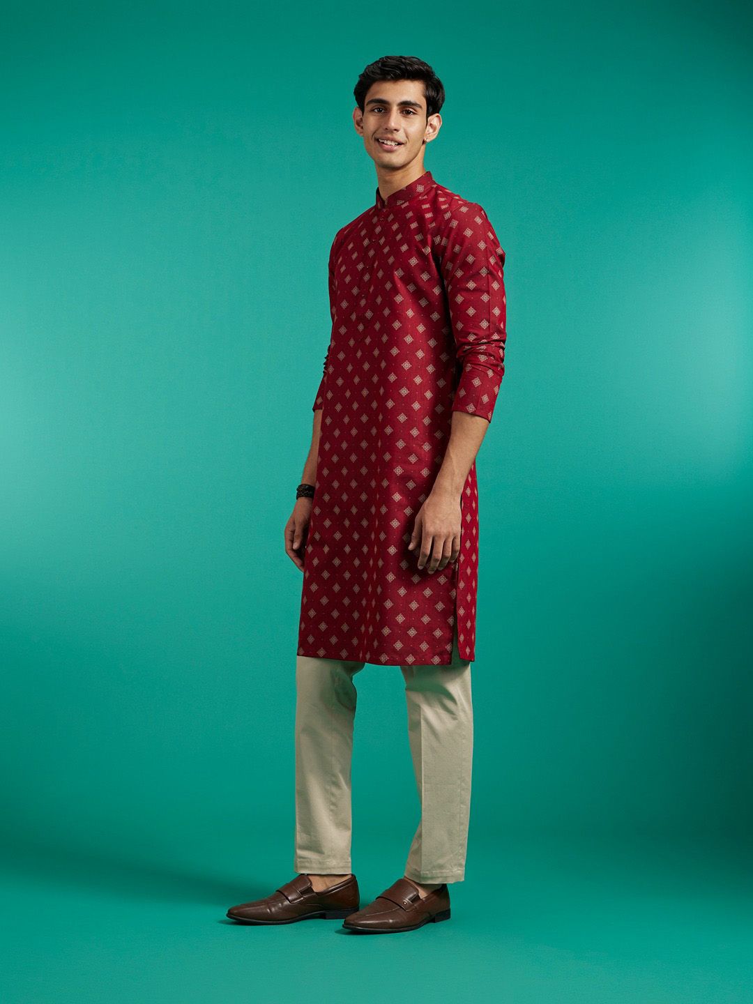 Diwas oleh Manyavar Ethnic Motifs dicetak leher kolar mandarin biasa Kurta kapas tulen