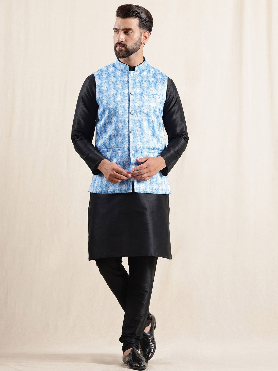 Anouk Mandarin Collar Straight Kurta With Pyjamas & Nehru Jacket