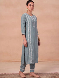 House of Chikankari Women Ethnic Motifs Embroidered Regular Thread Work Kurta with Trousers