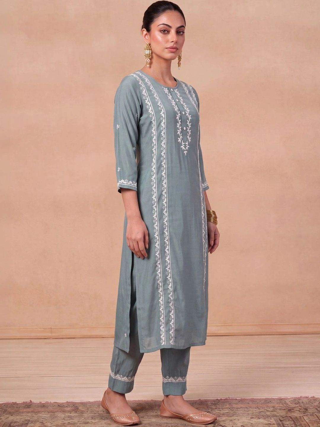 House of Chikankari Women Ethnic Motifs Embroidered Regular Thread Work Kurta with Trousers
