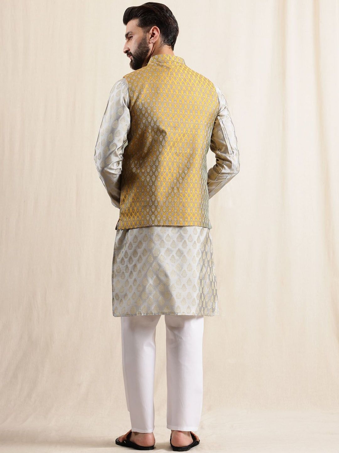 Anouk Men Floral Woven Design Kurta with Pyjamas & Nehru Jacket