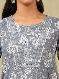 Mamicha Women Floral Printed Regular Mirror Work Pure Cotton Kurta with Trousers & With Dupatta