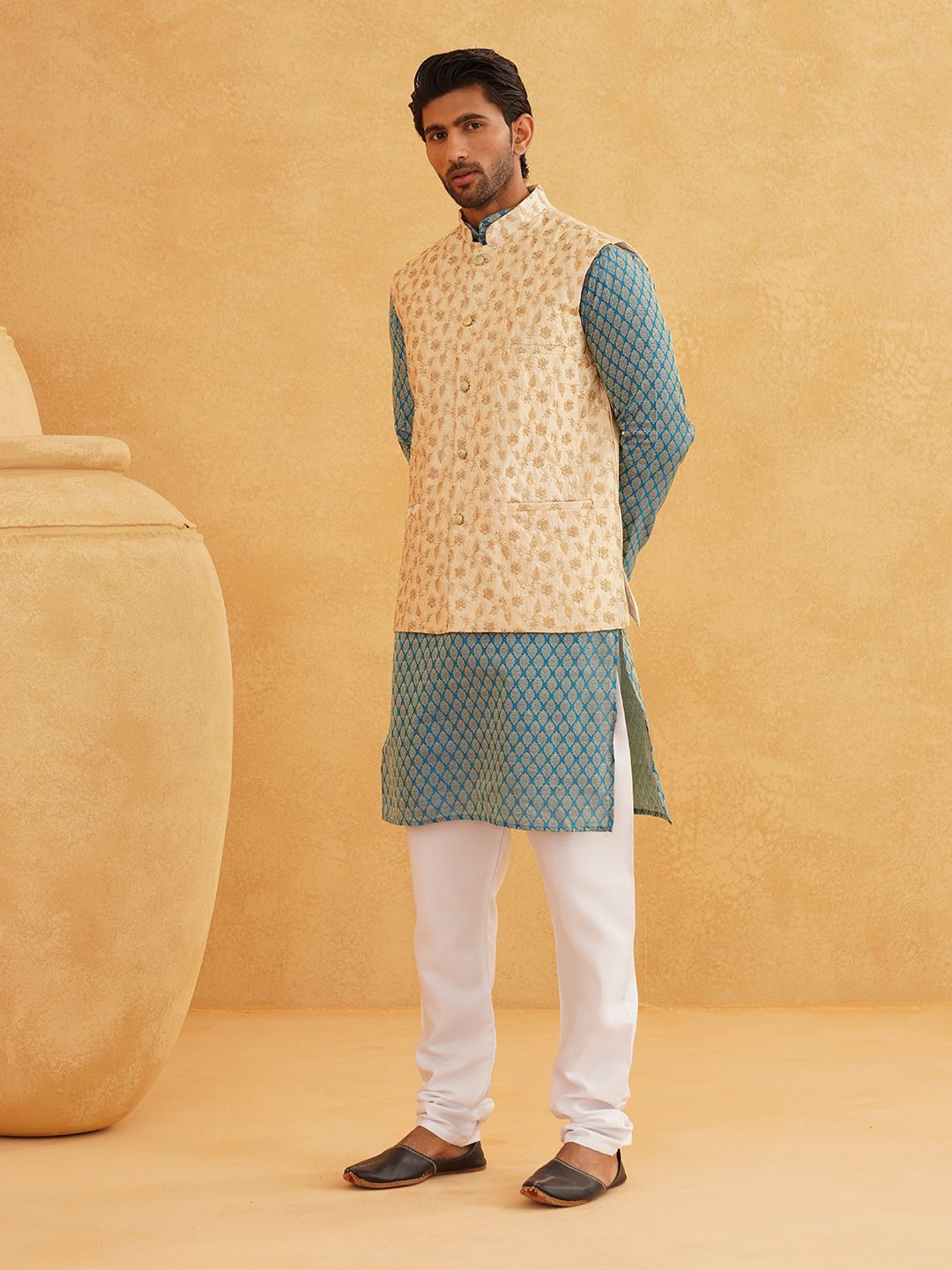 SOJANYA Ethnic Motifs Woven design Band Collar Kurta With Churidar And Nehru Jacket