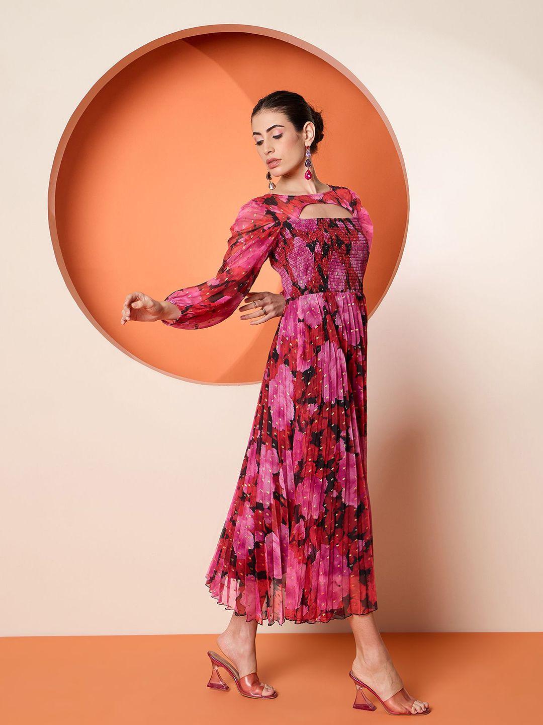 Antheaa Women Floral Printed pleated Fit & Flare Midi Dress