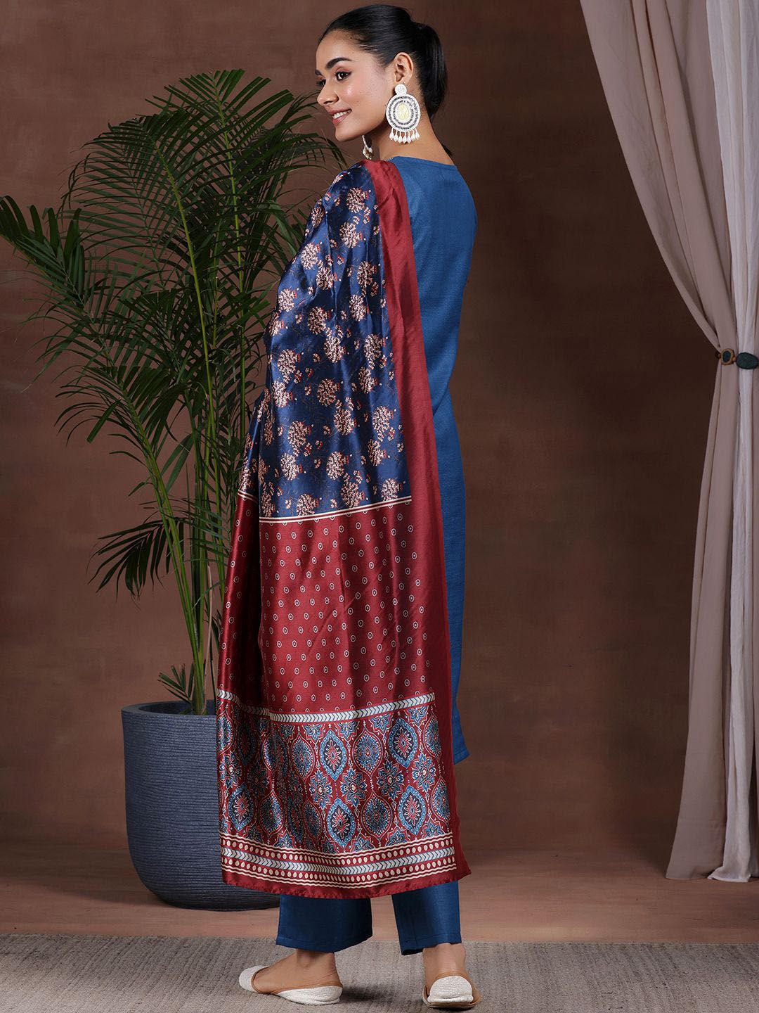 Libas Straight Kurta with Trousers & Dupatta