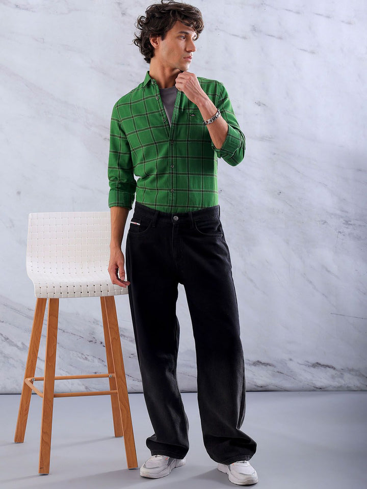 The Indian Garage Co Men Slim Fit Opaque Checked Casual Shirt