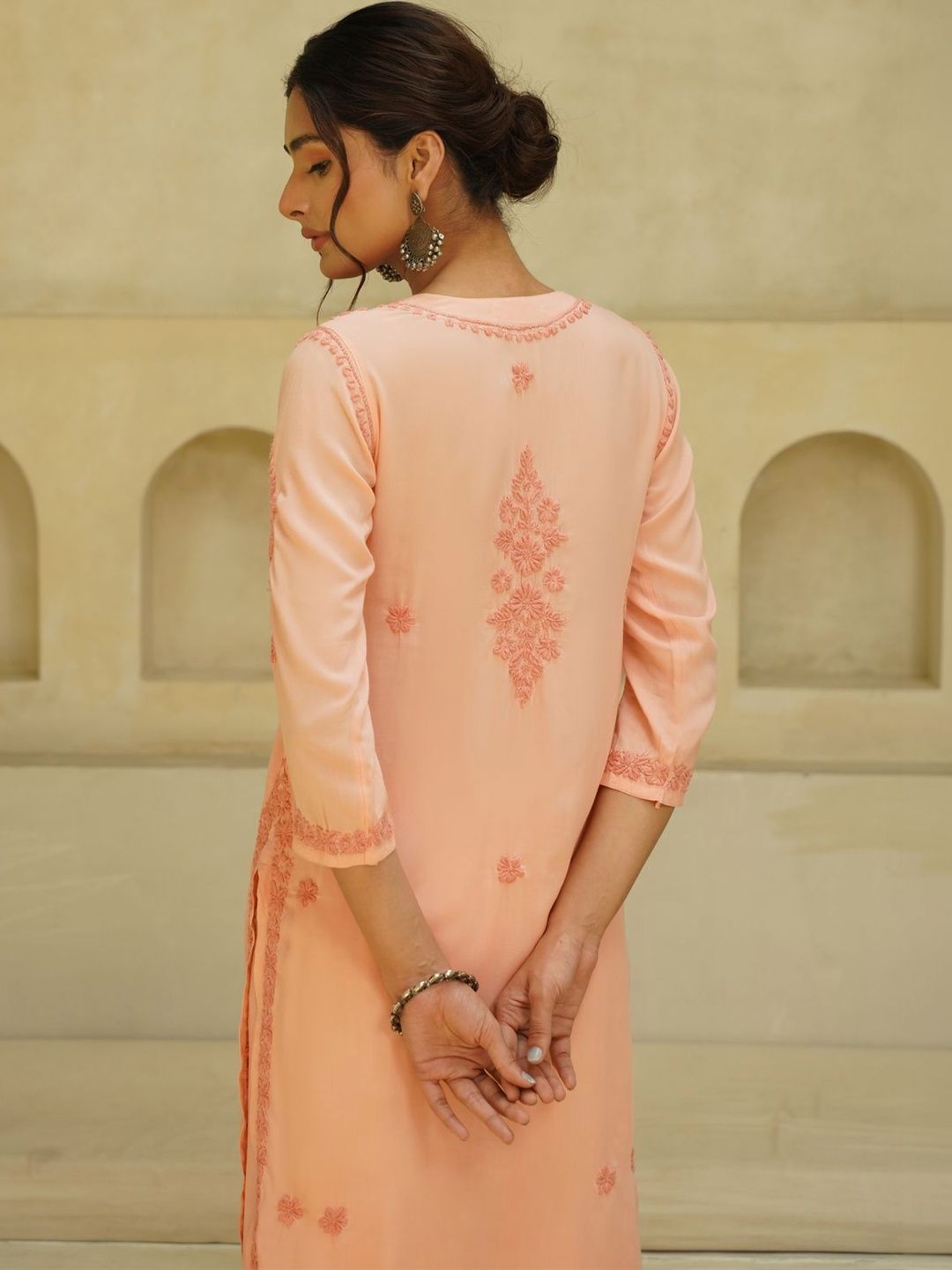 House of Chikankari Women Embroidered Thread Work Kurta