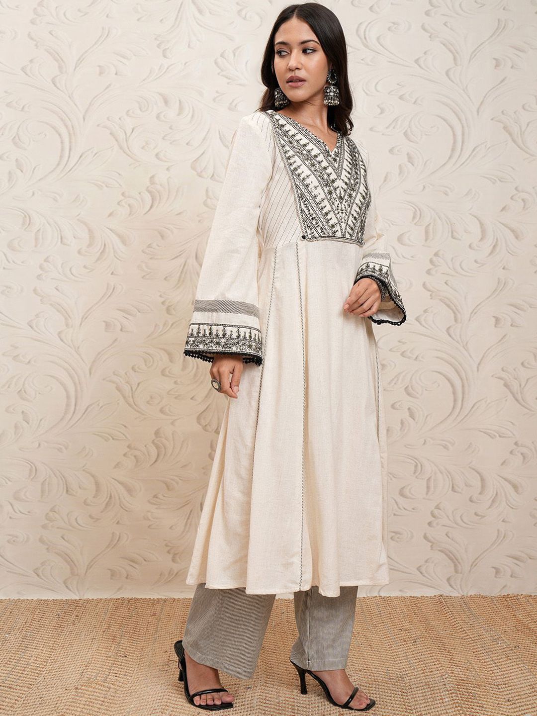 Vishudh Floral Embroidered Panelled Sequinned Pure Cotton Kurta With Trousers