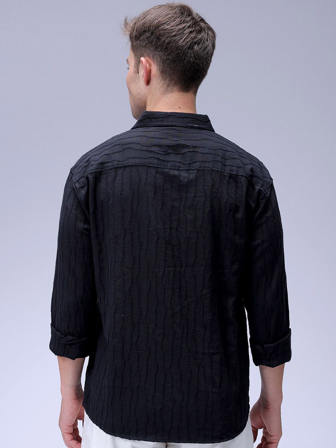 The Indian Garage Co Men Relaxed Fit Dobby Textured Resortwear Shirt