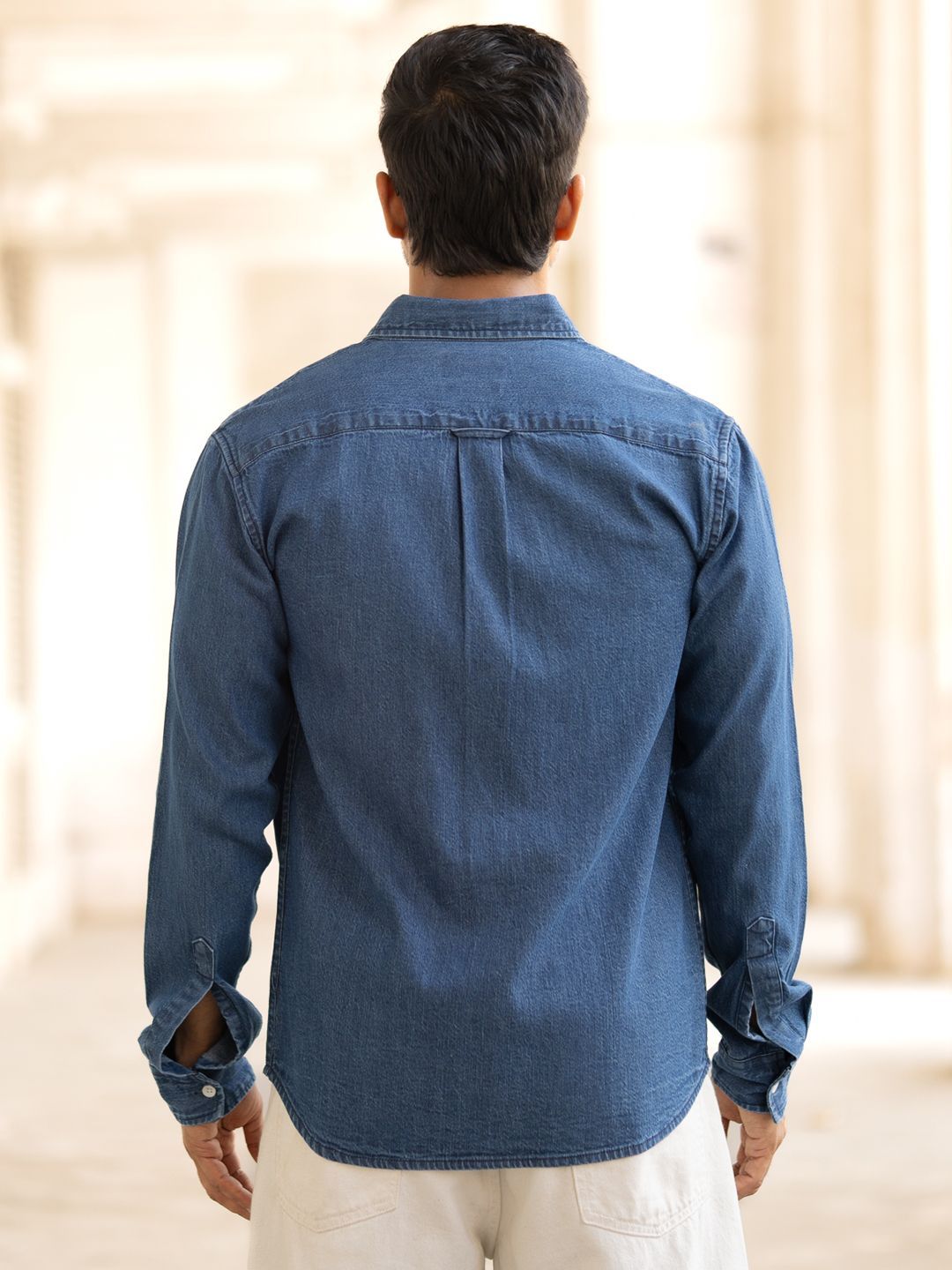 Powerlook Men Button-Down Collar Solid Cotton Casual Shirt