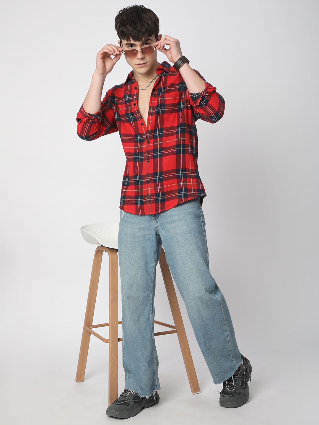 VASTRADO Men Classic Slim Fit Opaque Checked Casual Shirt