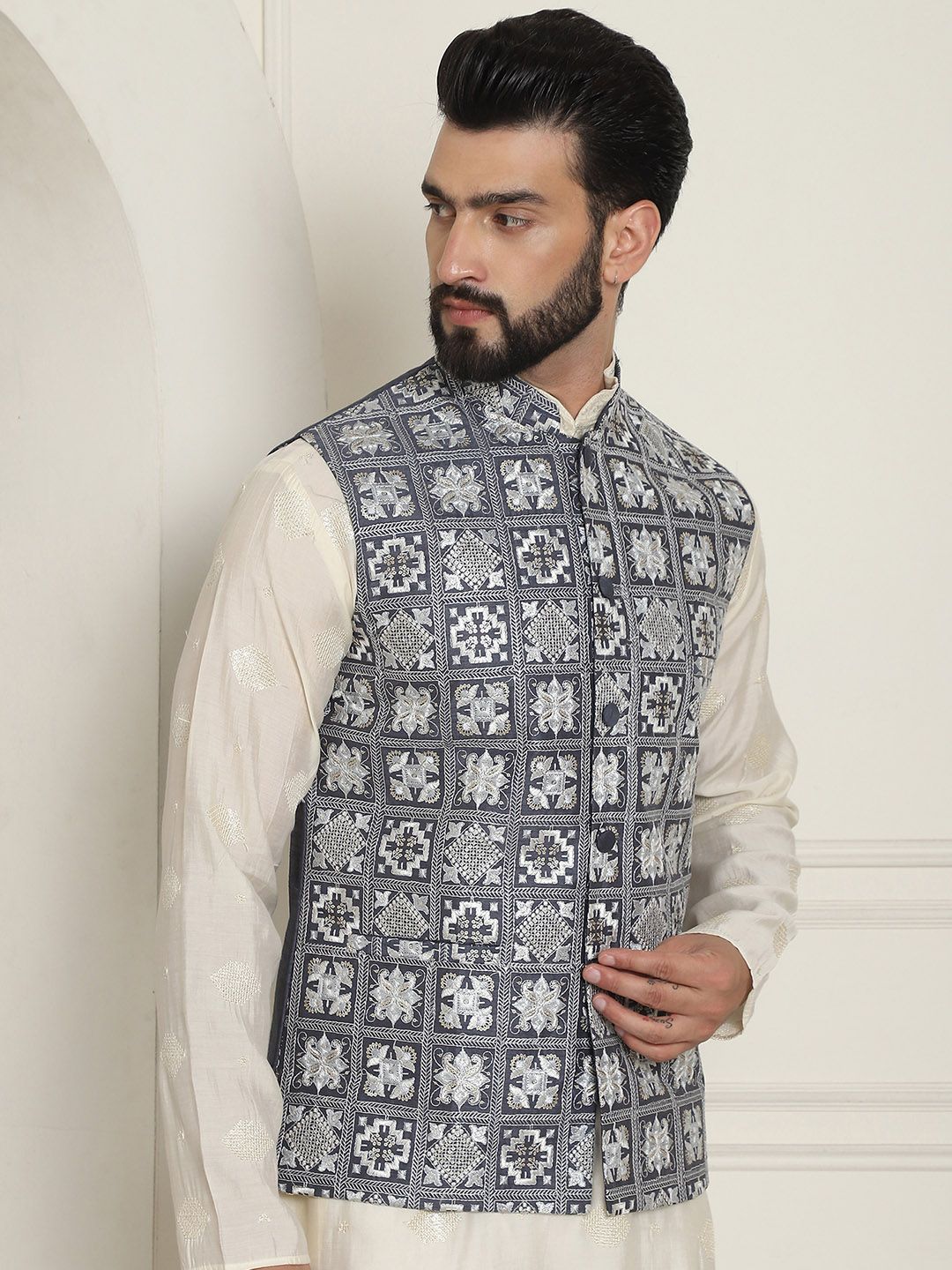 SOJANYA LUXE Jaket Nehru Kolar Mandarin Sulam Lelaki