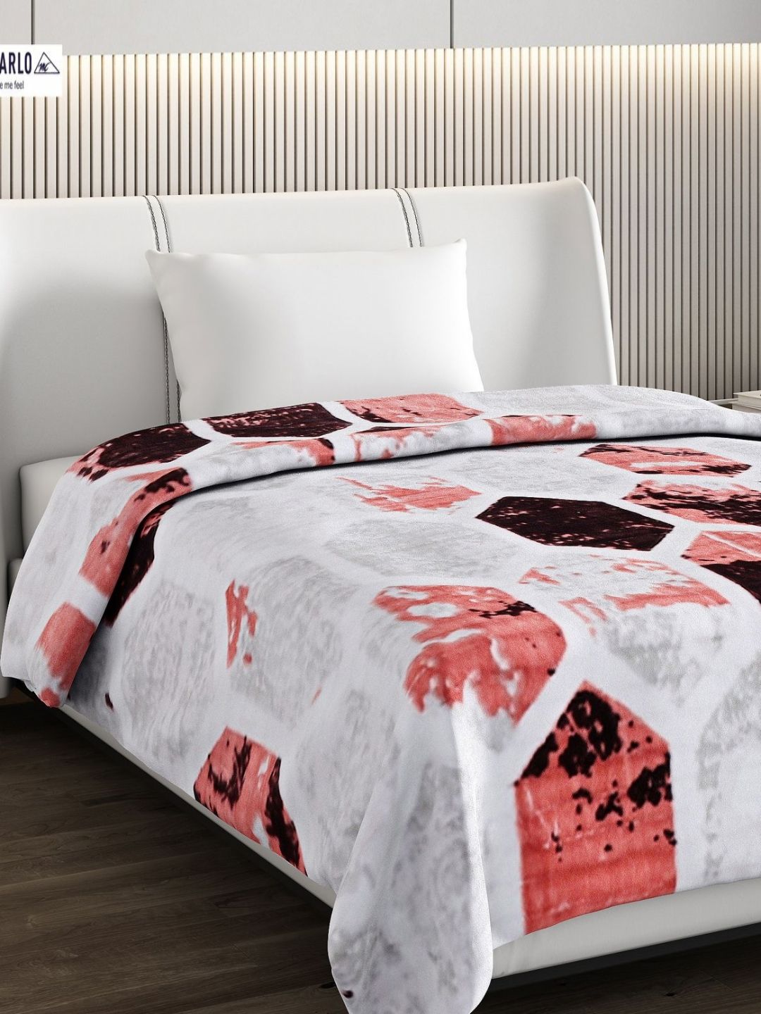 Monte Carlo White & Black Geometric Printed 950 GSM Heavy Winter Single Bed Blanket