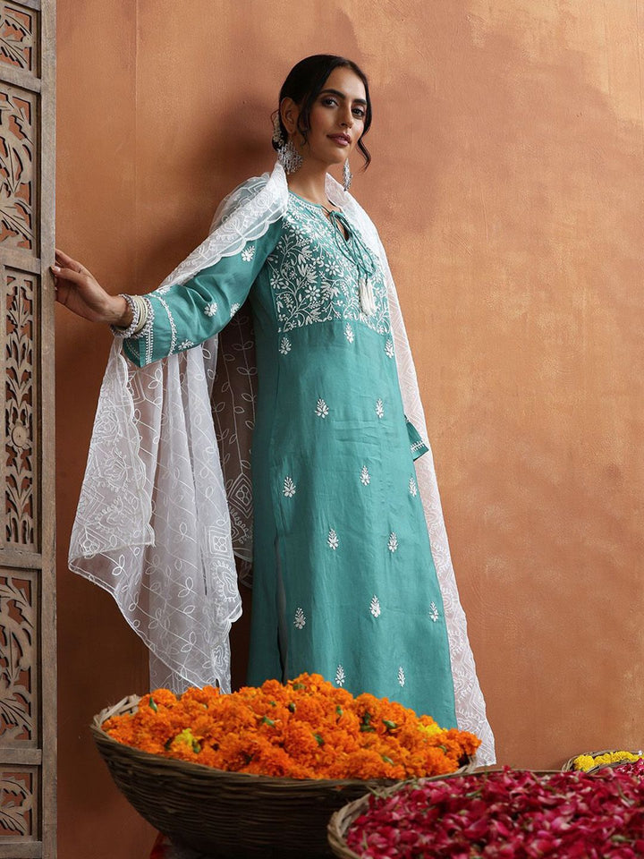 House of Chikankari Women Green Chanderi Chikankari Embroidered Kurta