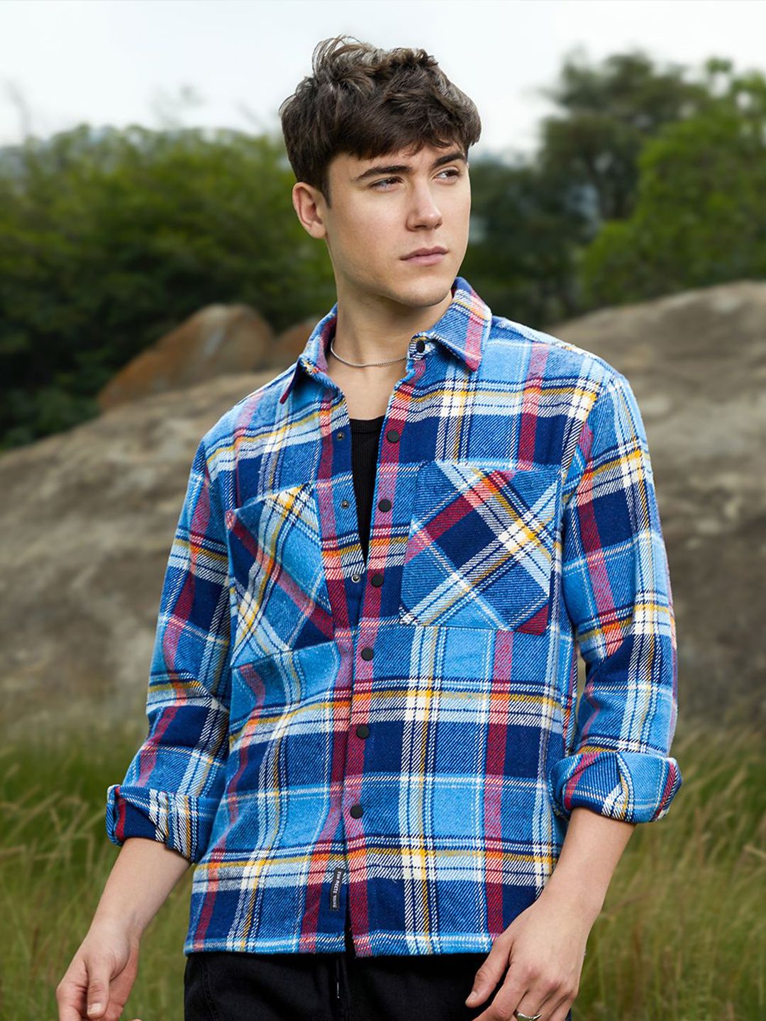 Campus Sutra Men Comfort Opaque Checked Casual Shirt