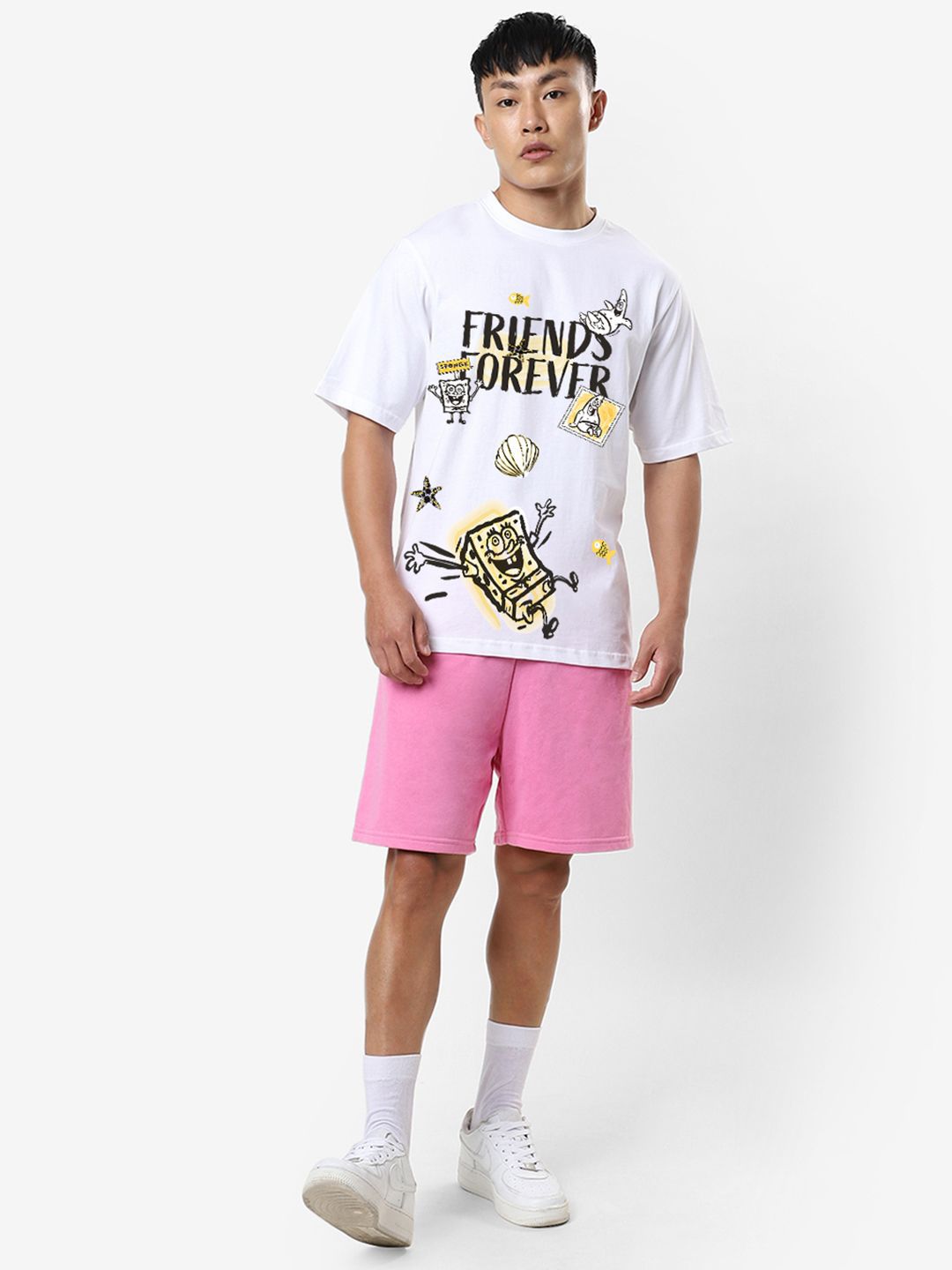 Bewakoof Men Graphic Printed Round Neck Pure Cotton Oversized Spongebob T-shirt