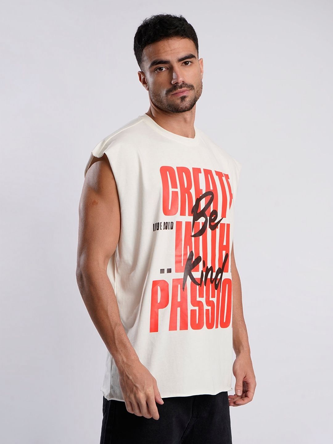 Bene Kleed Men Typography Printed Extended Sleeves T-shirt