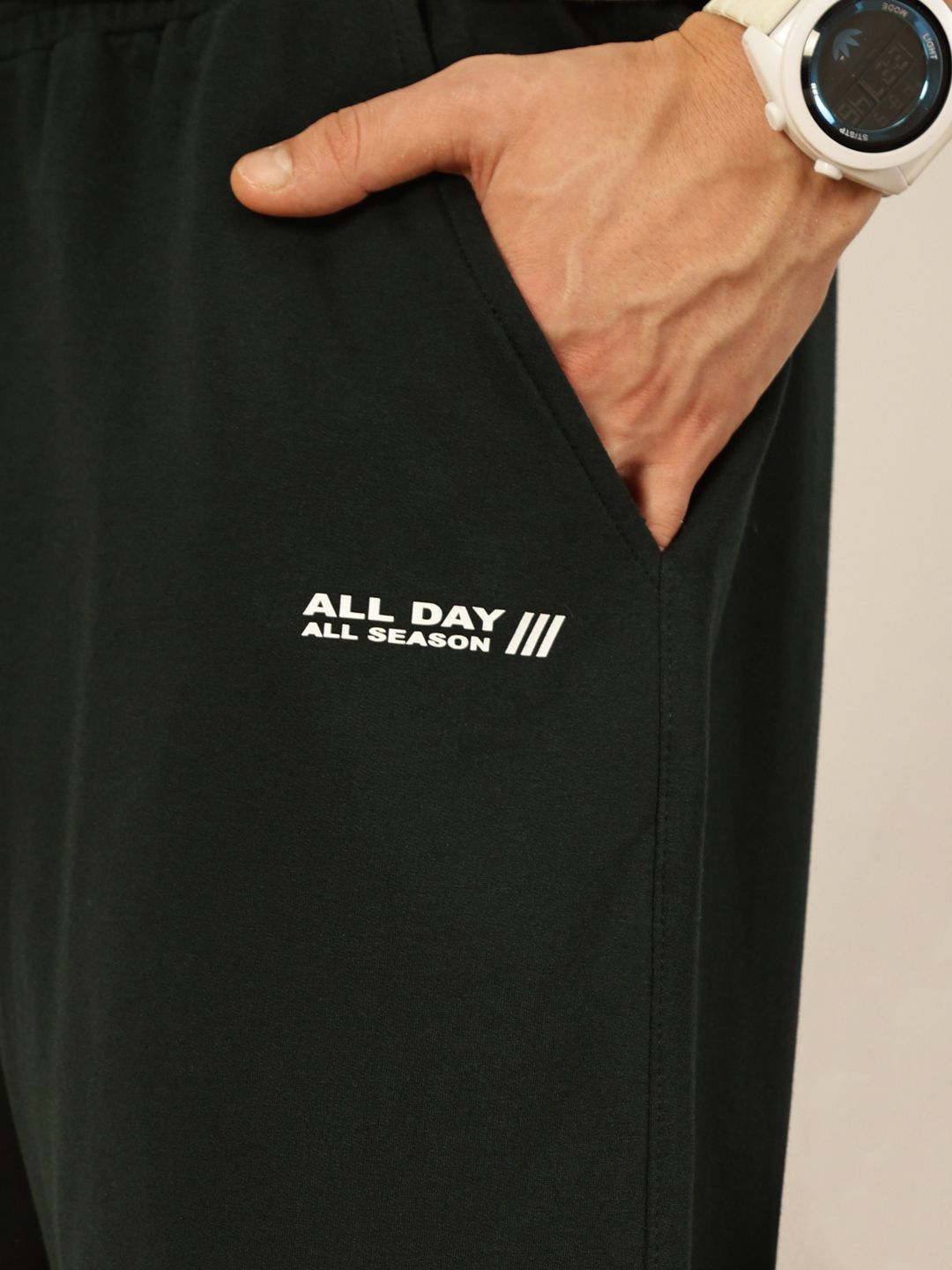 Thomas Scott Men Mid-Rise Track Pants