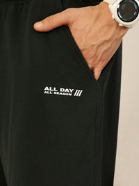 Thomas Scott Men Mid-Rise Track Pants