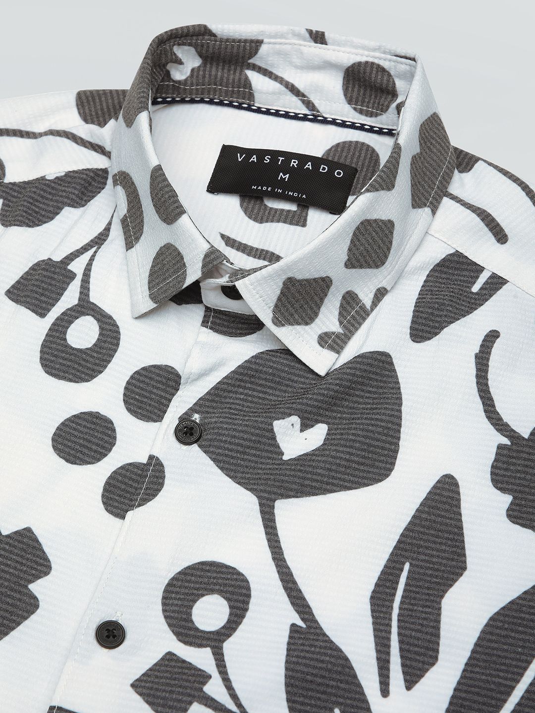 VASTRADO Men Classic Fit Spread Collar Floral Printed Casual Shirt