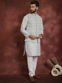 Kurta Lurus Kolar Mandarin Bersulam Bunga Kelabu Anouk Dengan Churidar