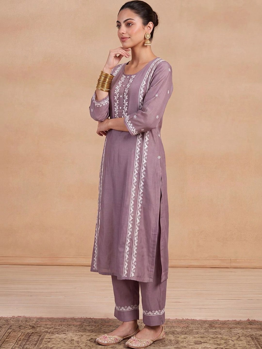 House of Chikankari Women Ethnic Motifs Embroidered Regular Thread Work Kurta with Trousers