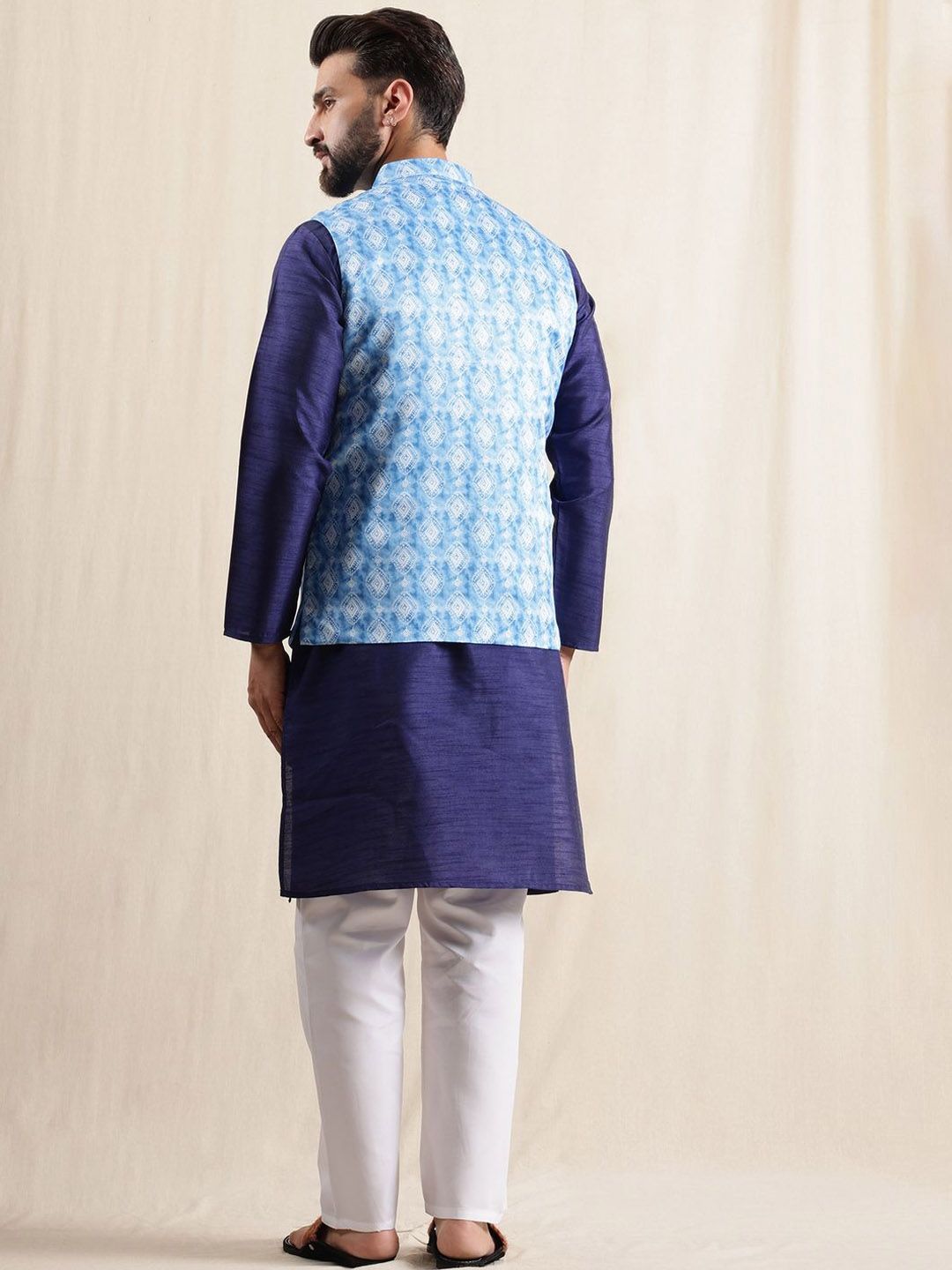 Anouk Men Solid Kurta dengan Piyama & Jaket Nehru
