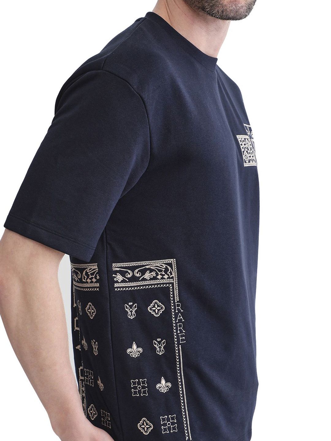 RARE RABBIT Men Graphic Printed Round Neck Slim Fit T-shirt