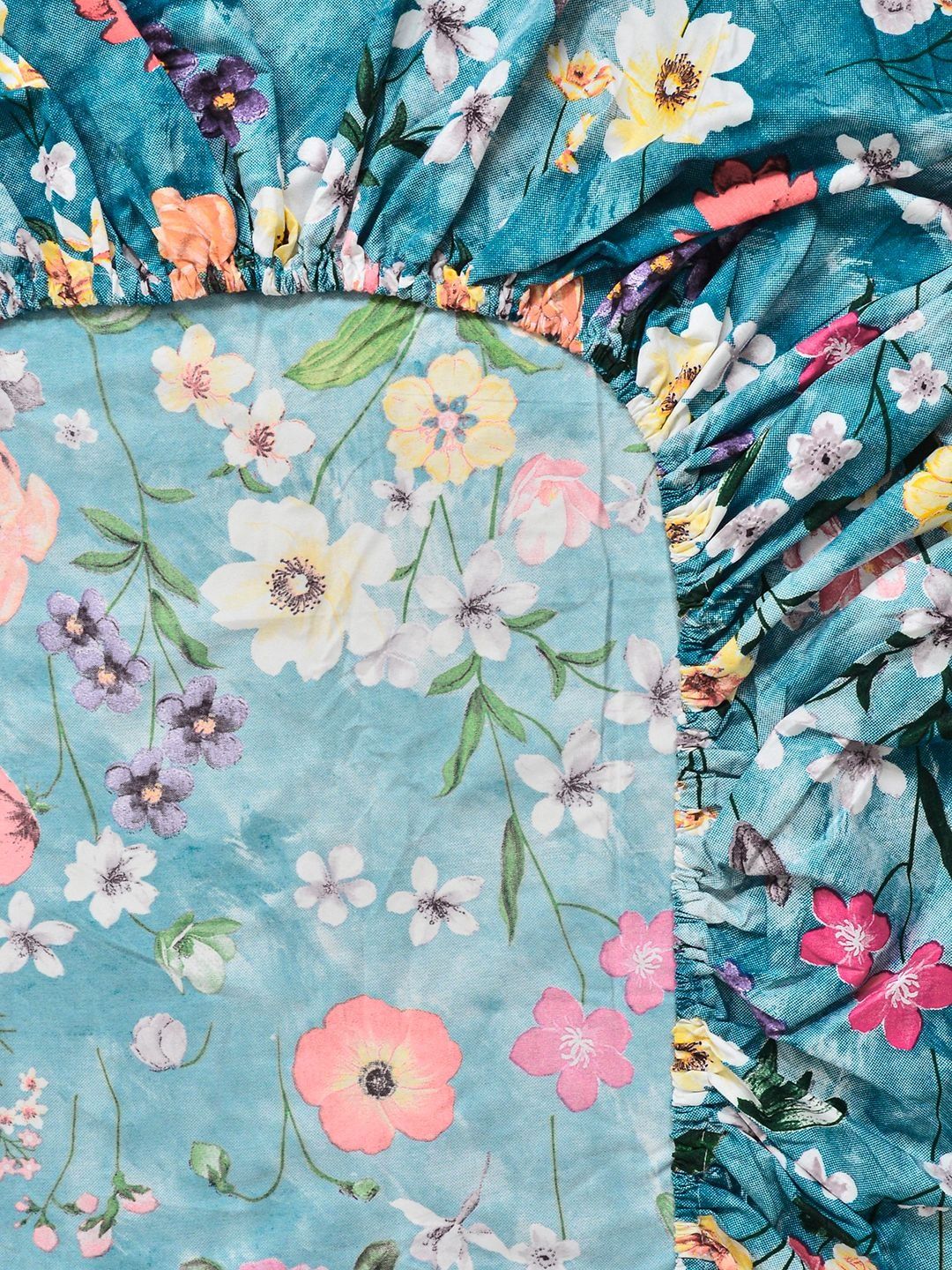 Myntra Elegant Homes Blue Floral 300 TC King Bedsheet with 2 Pillow Covers