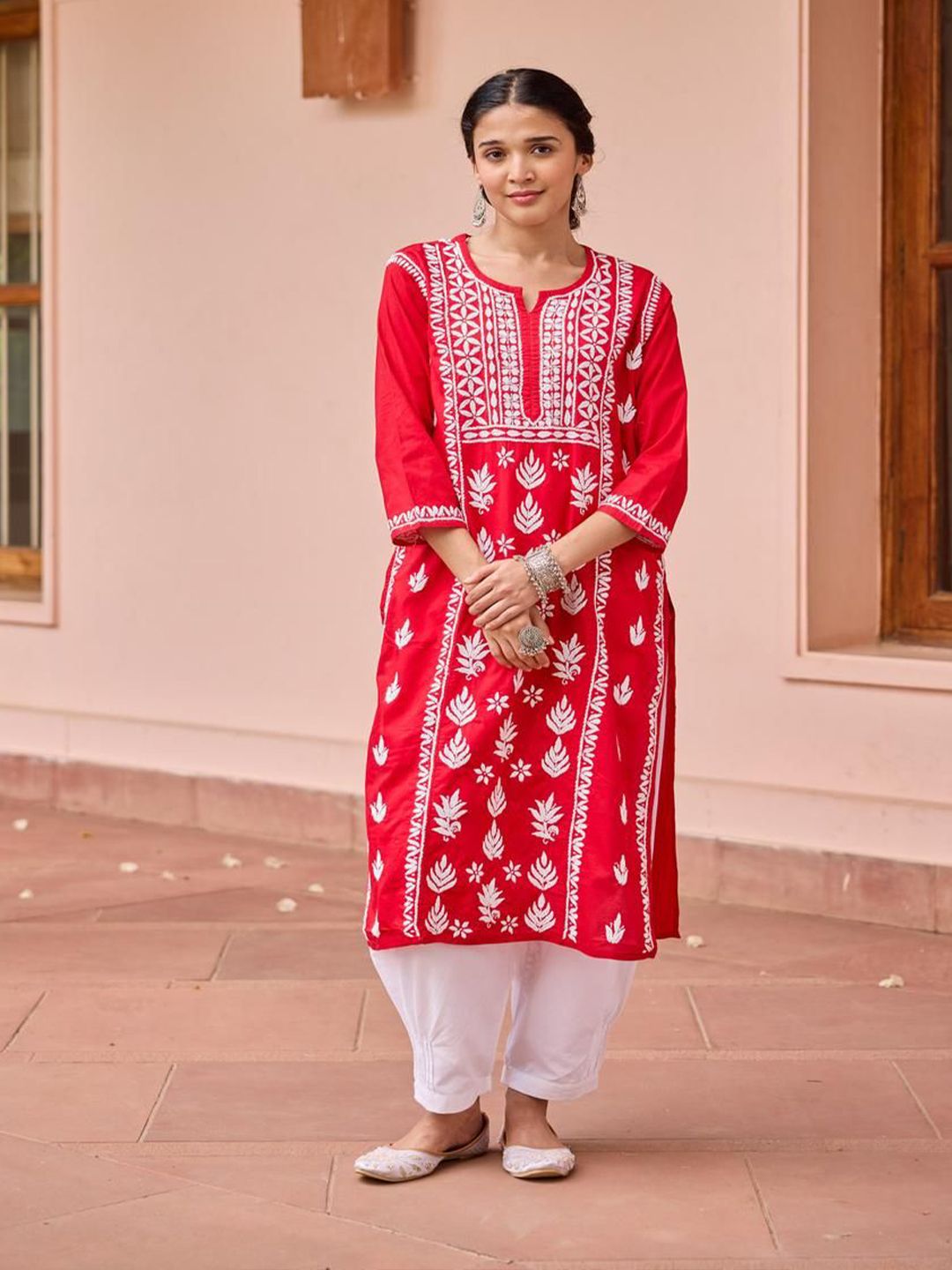 House of Chikankari Women Red Cotton Chikankari Embroidered Kurta