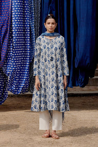 W Women Floral Printed Anarkali Kurta