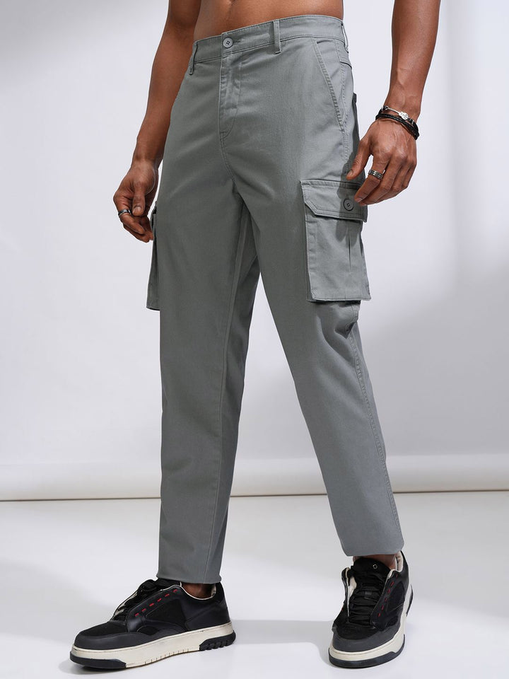 HIGHLANDER Men Mid-Rise Flat-Front Straight Fit Cargos Trousers