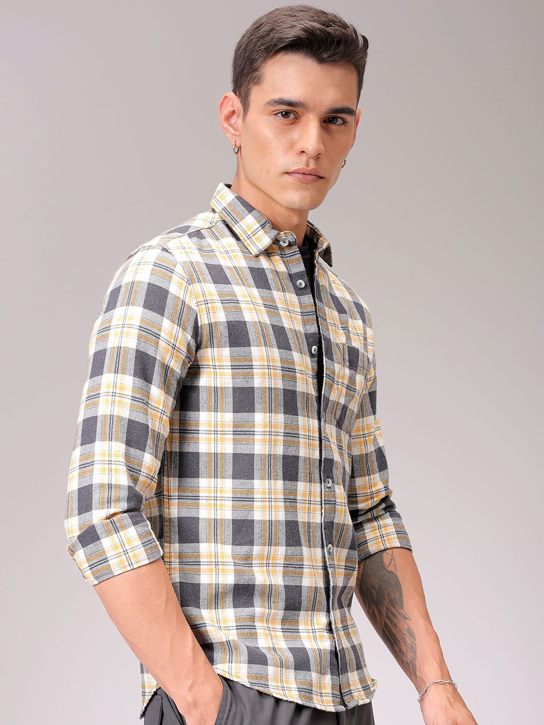 The Indian Garage Co Men Cutaway Collar Checked Cotton Slim Fit Casual Shirt