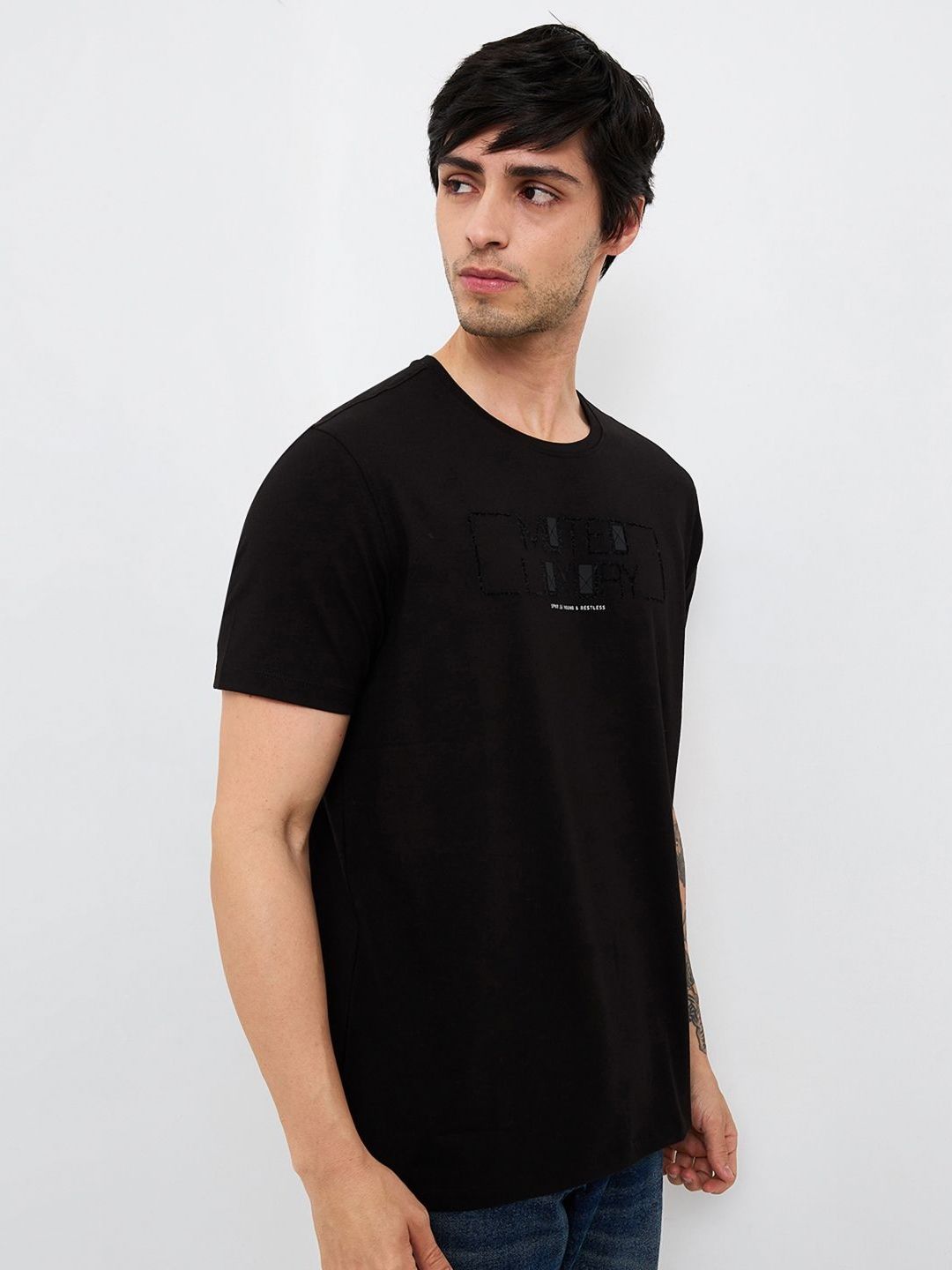 SPYKAR Men Graphic Printed Round Neck Cotton Slim Fit T-shirt