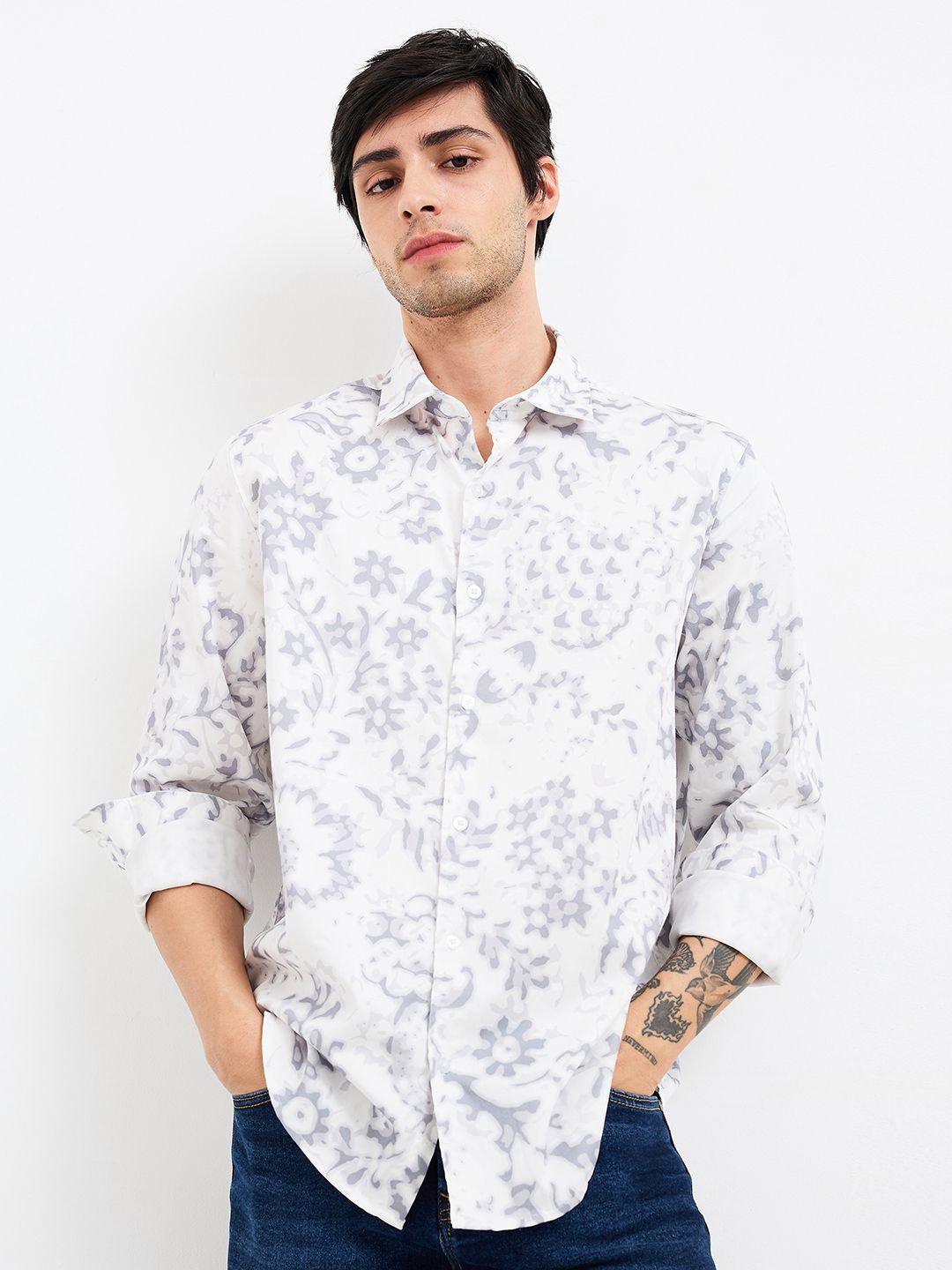 SPYKAR Men Spread Collar Floral Printed Cotton Casual Shirt