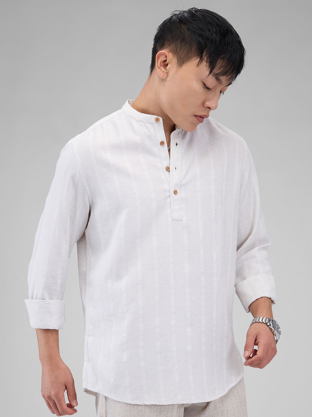VASTRADO Woven Design Mandarin Collar Thread Work Cotton Straight Kurta