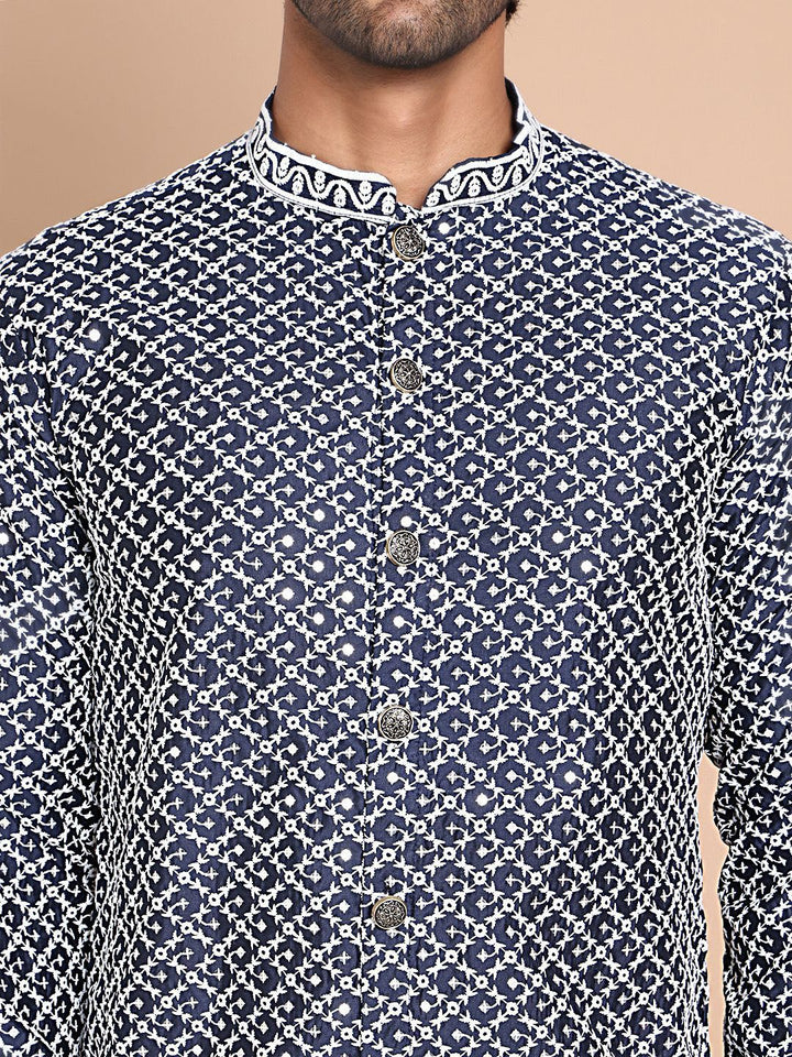 Jompers Men Geometric Embroidered Sequinned Kurta