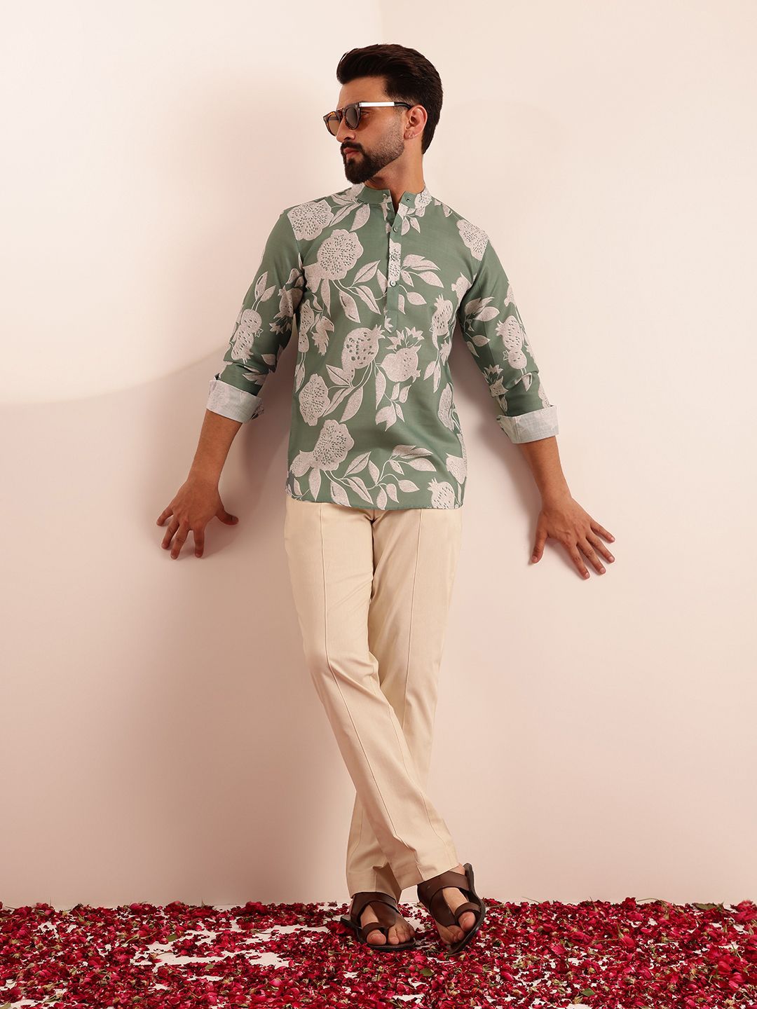 Anouk Floral Printed Mandarin Collar Short Kurta