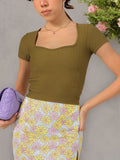DressBerry Elevated Basic Sweetheart Neck Top
