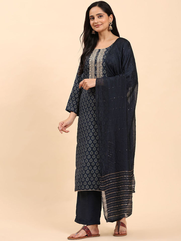 Mamicha Women Floral Printed Regular Pure Cotton Kurta with Trousers & With Dupatta