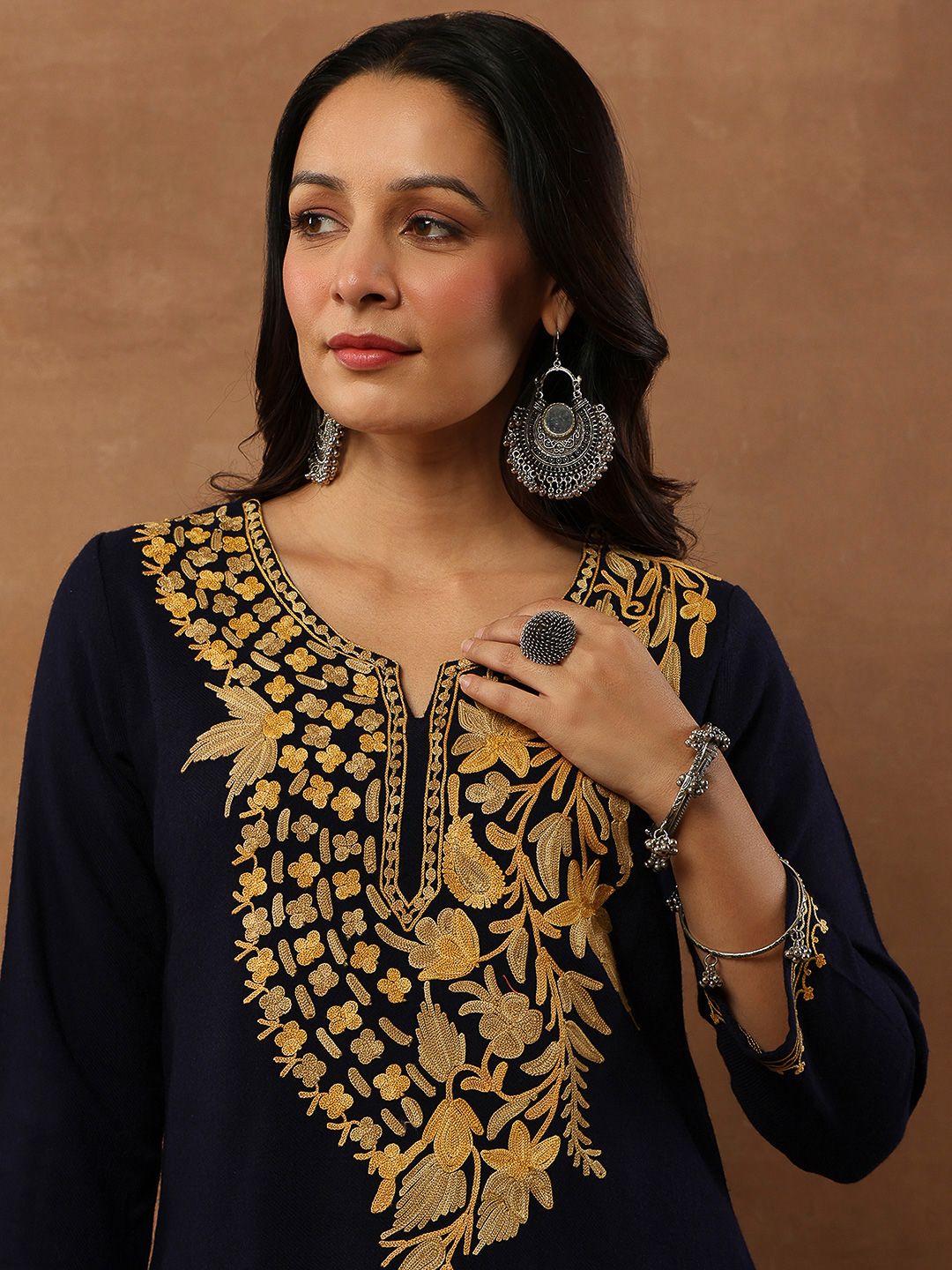 House of Chikankari Women Navy Blue Woollen Aari Embroidered Kurta