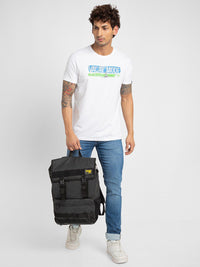 Spykar Men Typography Dicetak T-Shirt Kapas Slim Fit